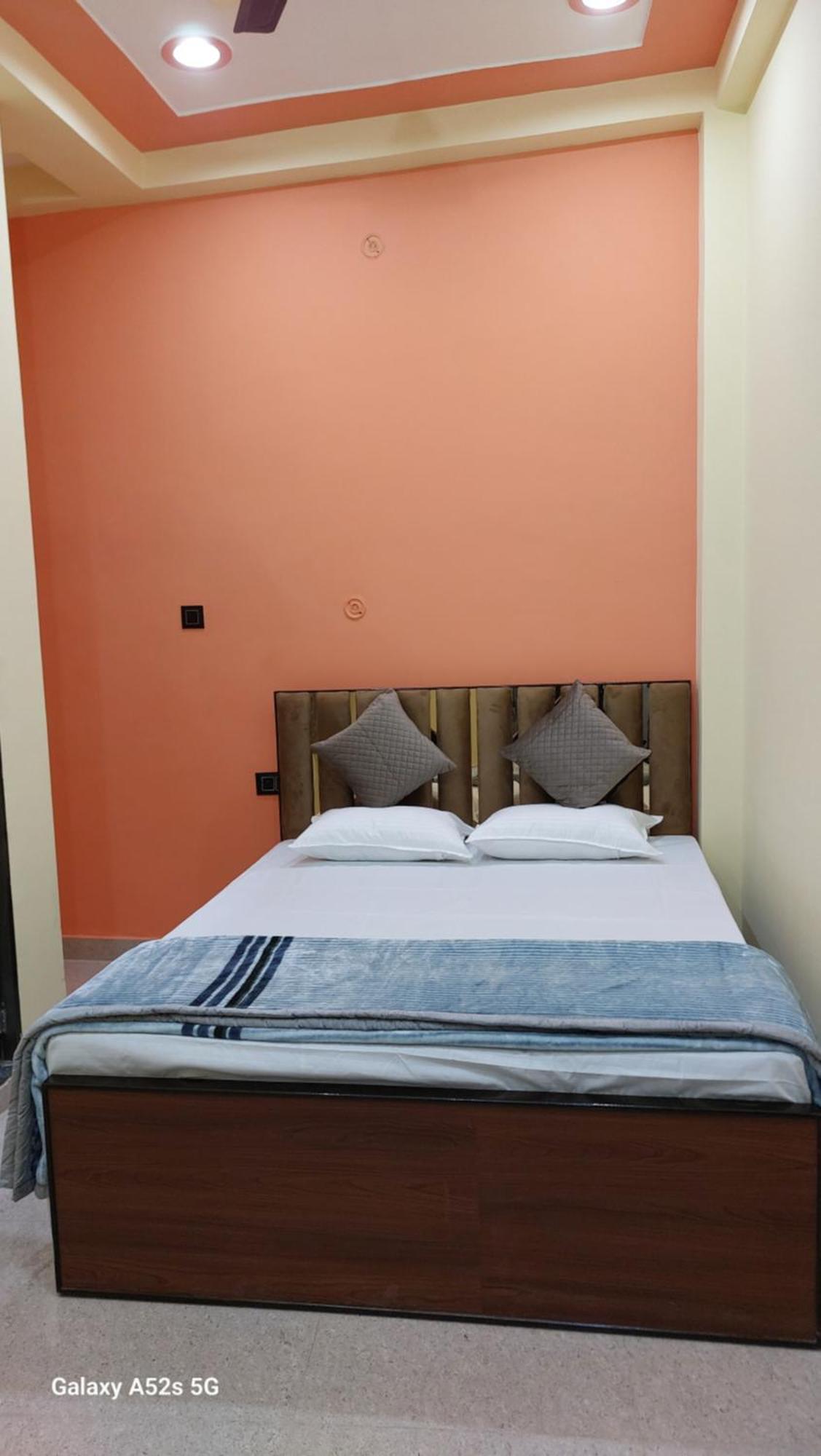 Narayani Paying Guest House Varanasi Dış mekan fotoğraf