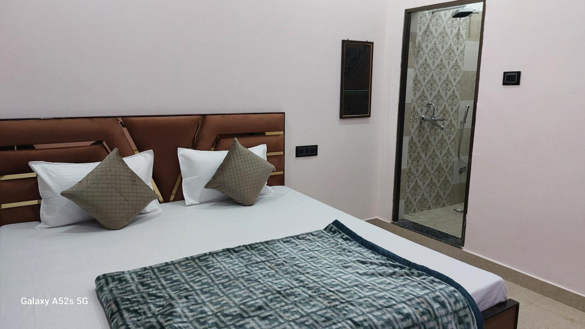 Narayani Paying Guest House Varanasi Dış mekan fotoğraf